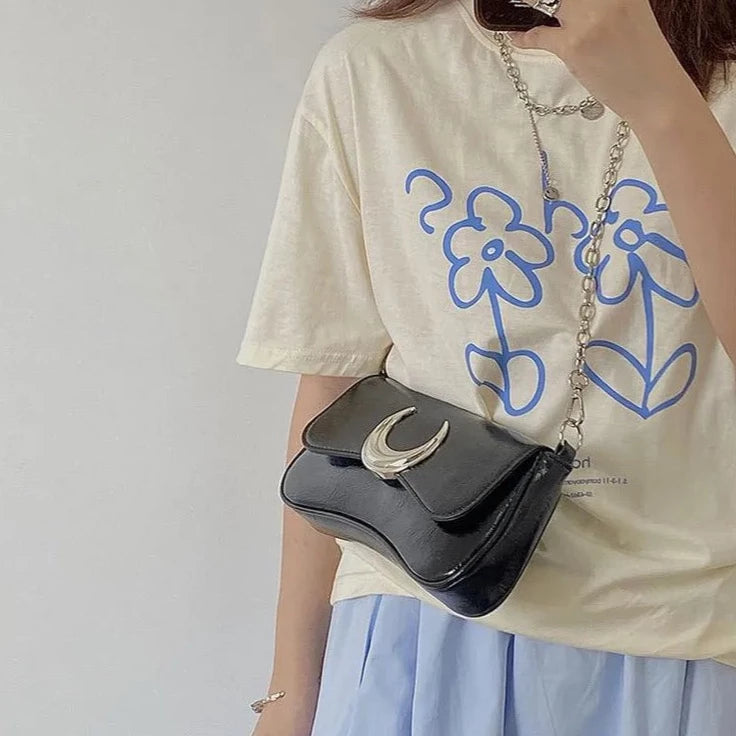 Luna Baguette Bag