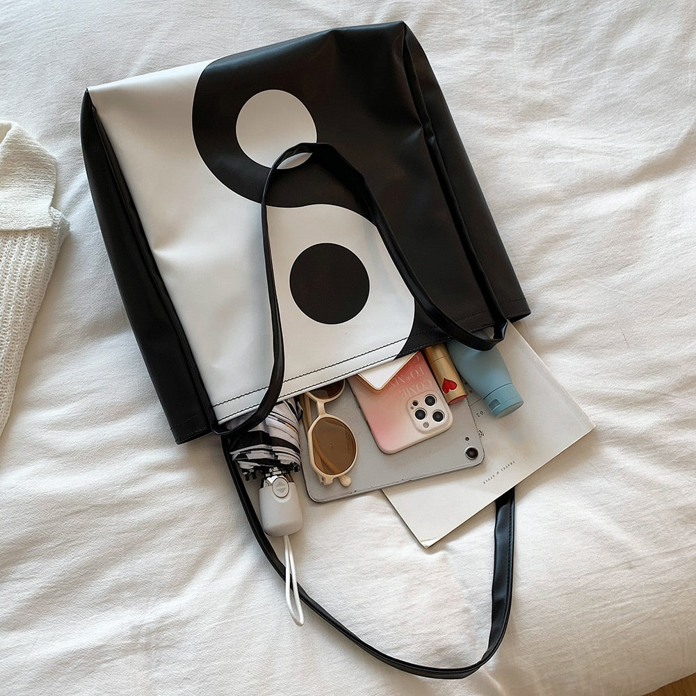 Yin Yang Tote
