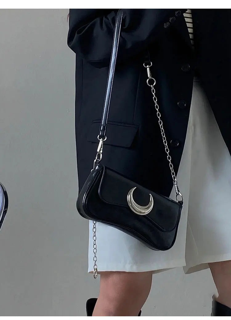 Luna Baguette Bag